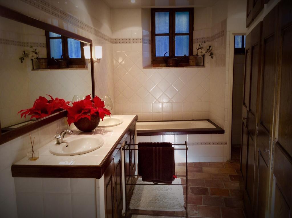 Bed and Breakfast La Maison Disabelle Teyran Pokój zdjęcie